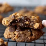 crumbl chocolate peanut butter chip cookie
